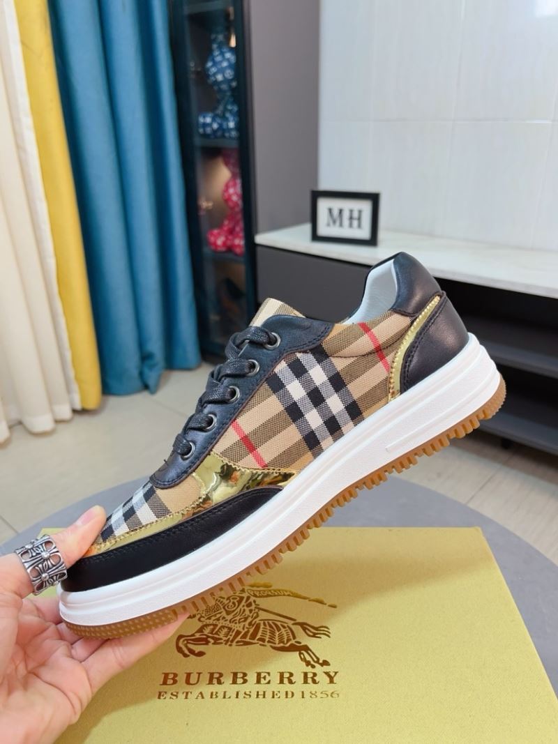 Burberry Low Shoes